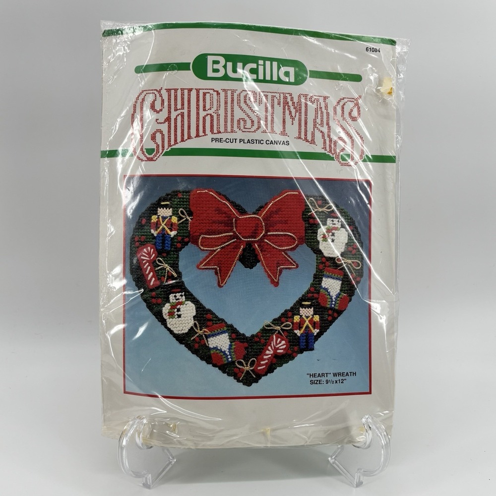 Bucilla 61084 Needlepoint Christmas Bow Heart Shaped Plastic Canvas Wreath Kit